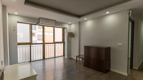 Foto 2 de Piso en venta en Calle Maestro Serrano, Centro, Xirivella