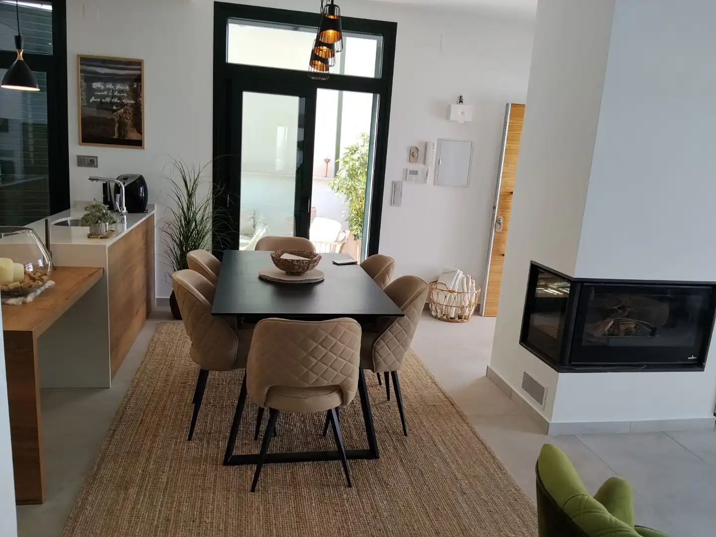 Menjador de Casa o xalet en venda en Daya Nueva amb Aire condicionat, Calefacció i Jardí privat