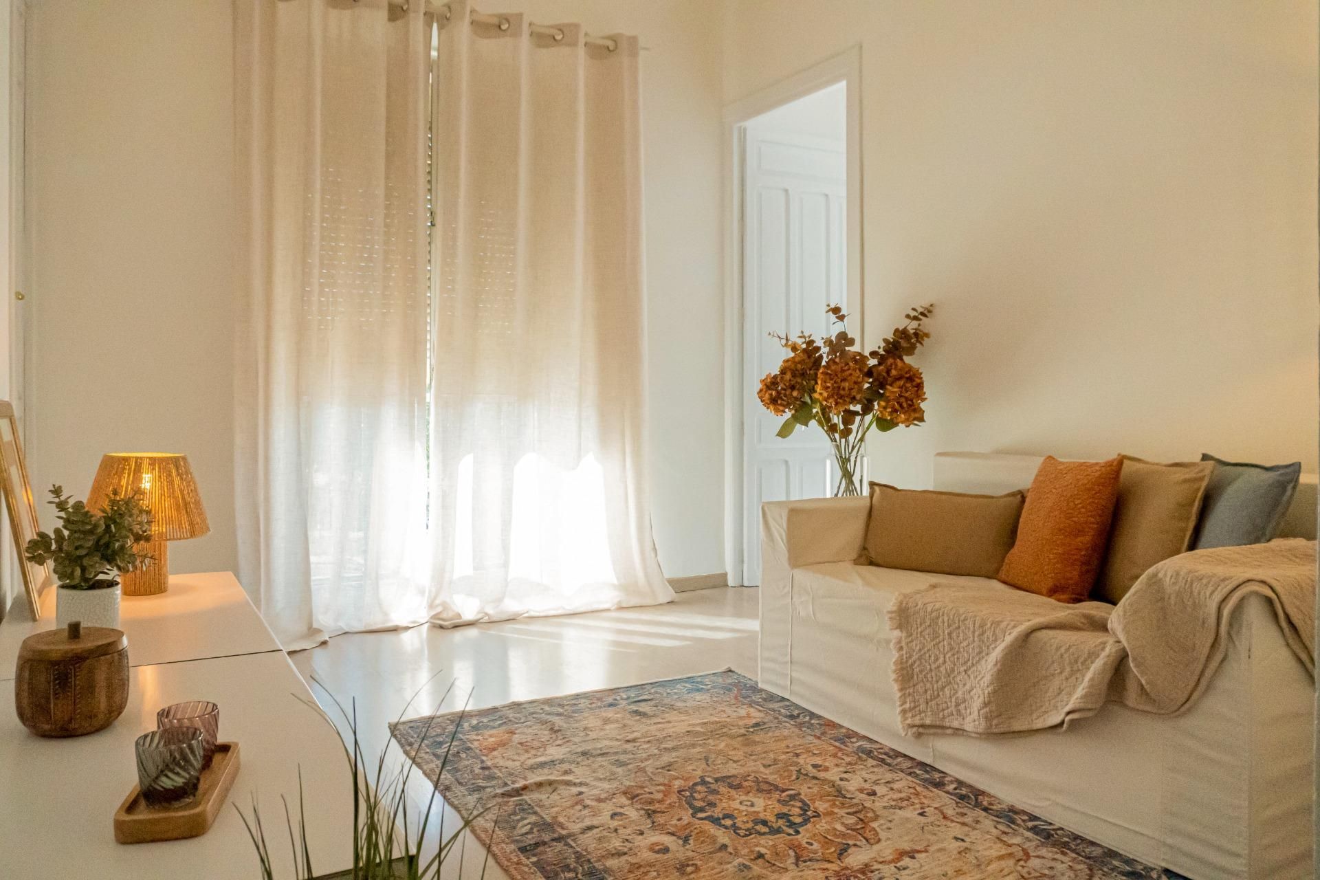Bedroom of Flat for sale in  Sevilla Capital  with Storage room and Balcony