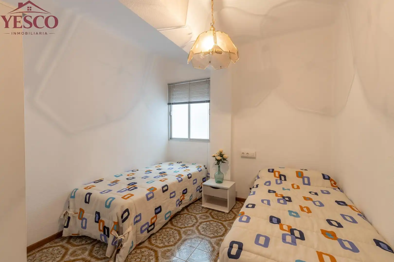 Bedroom of Flat for sale in Granada