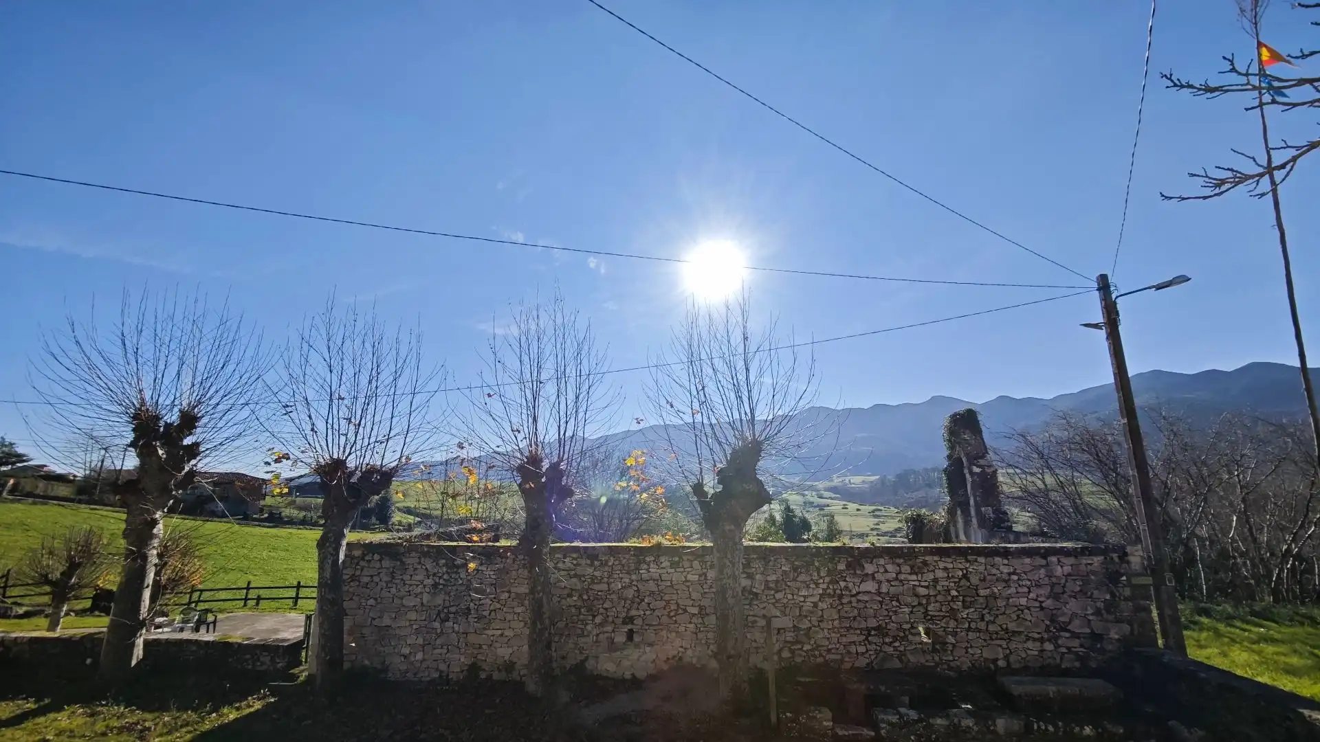 Vista exterior de Casa o chalet en venta en Llanes con Calefacción y Terraza