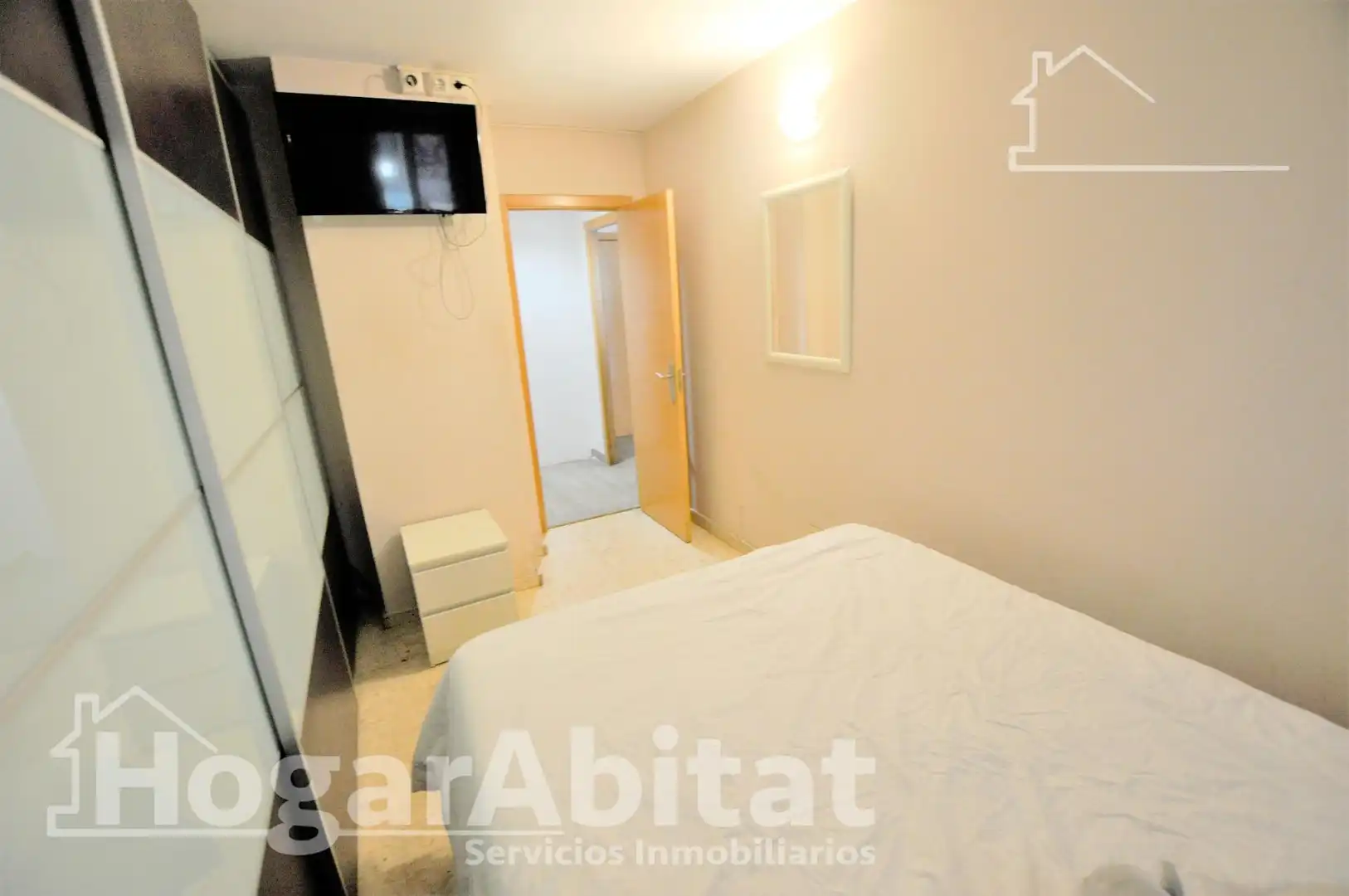 Habitación de Piso en venta en Valencia con Aire acondicionado, Terraza y Amueblado
