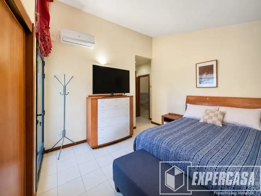 Bedroom of Houses for sale in Llíria  with Air Conditioner, Terrace and Storage room