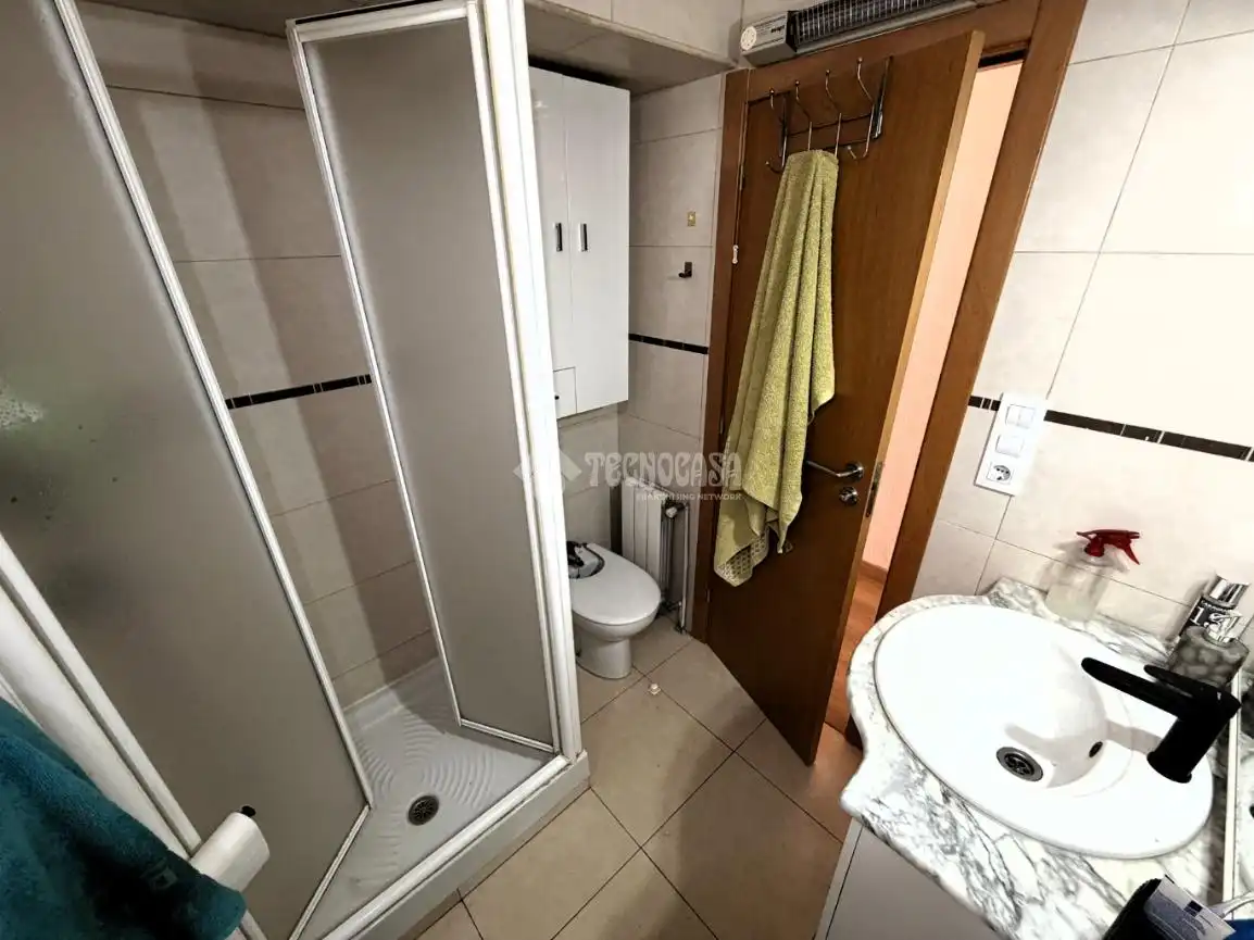 Bany de Pis en venda en Valencia
