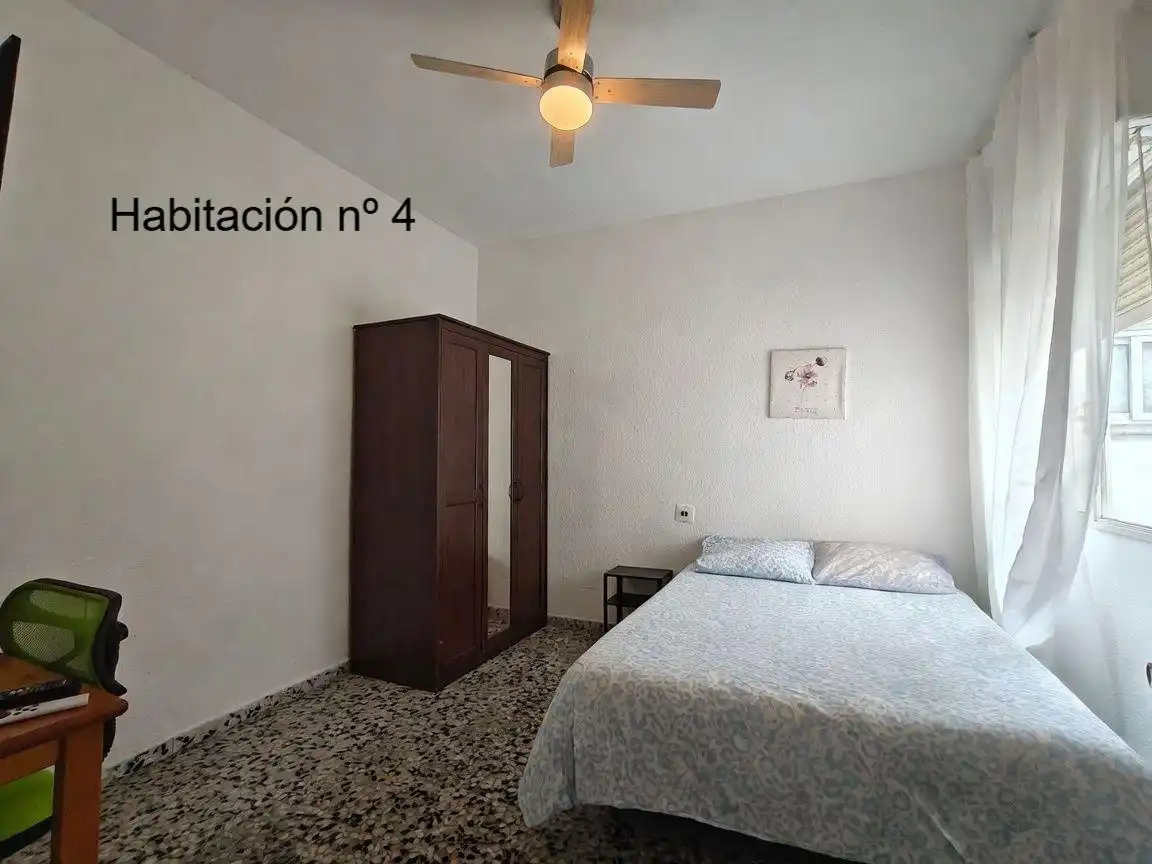 Dormitori de Pis per a compartir en Villanueva de Castellón amb Aire condicionat, Calefacció i Alarma