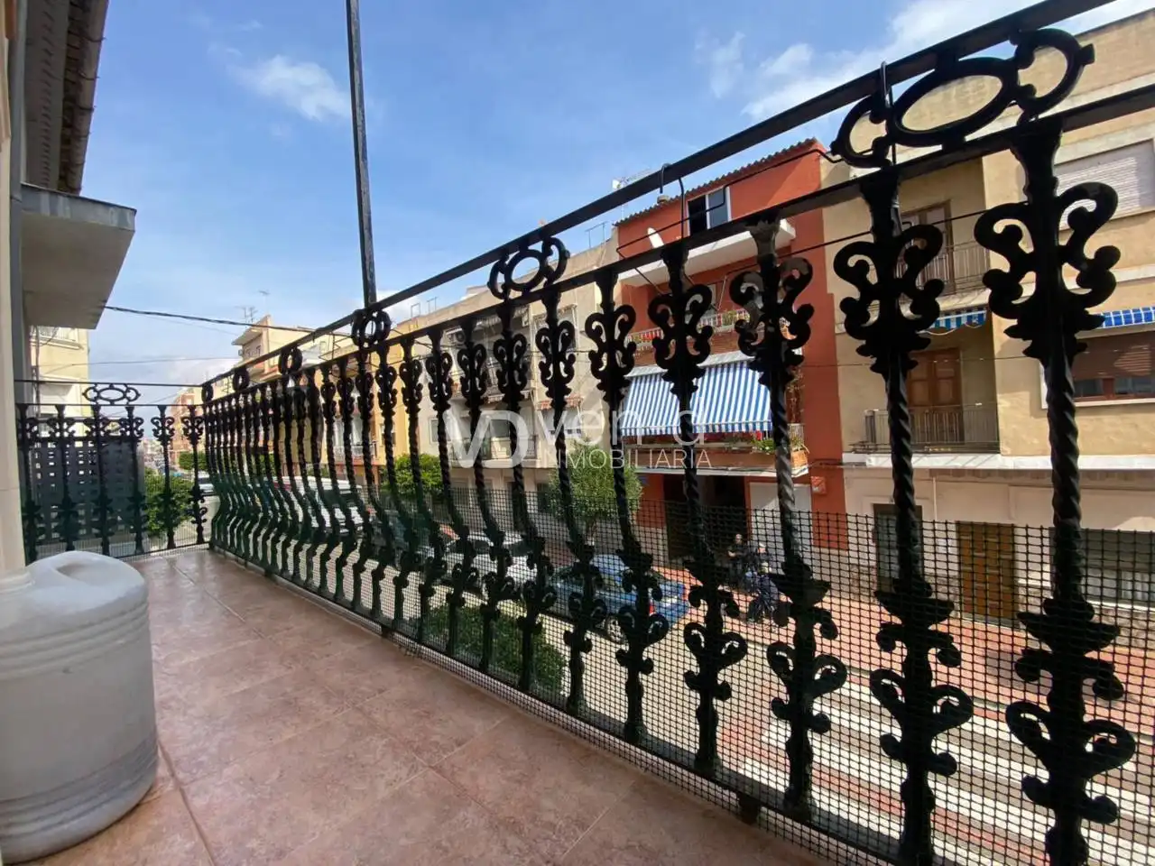 Vista exterior de Casa o chalet en venta en Anna con Aire acondicionado y Terraza