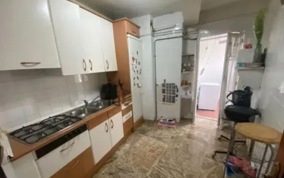 Kitchen of Flat for sale in Burgos Capital  with Heating, Terrace and Storage room
