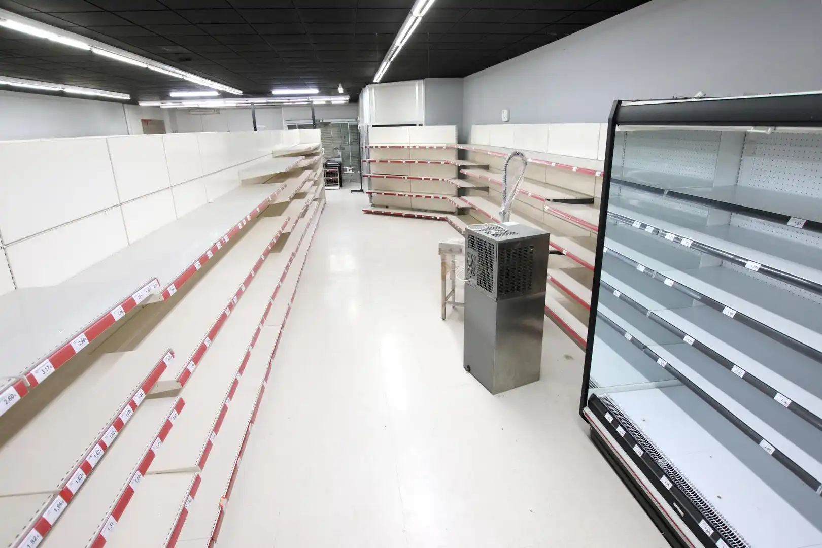 Local en venda en Puebla de la Calzada amb Aire condicionat