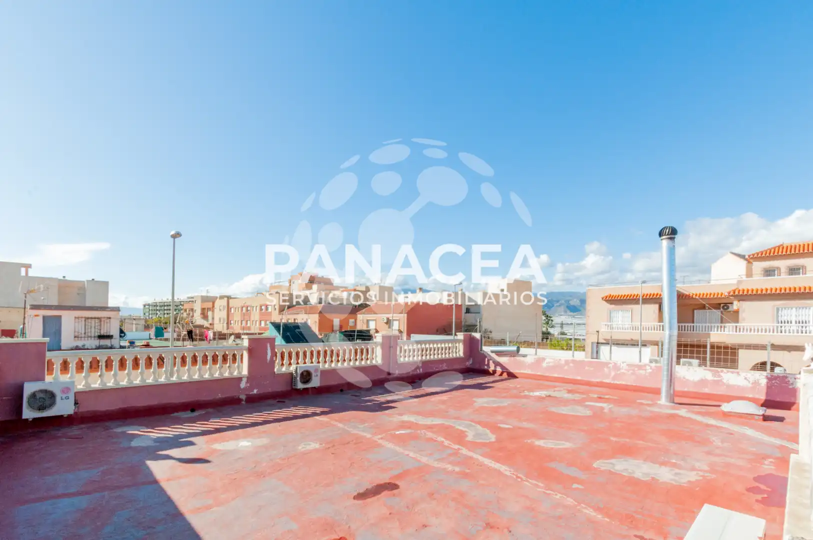 Exterior view of Houses for sale in Roquetas de Mar  with Furnished, Oven and Washing machine