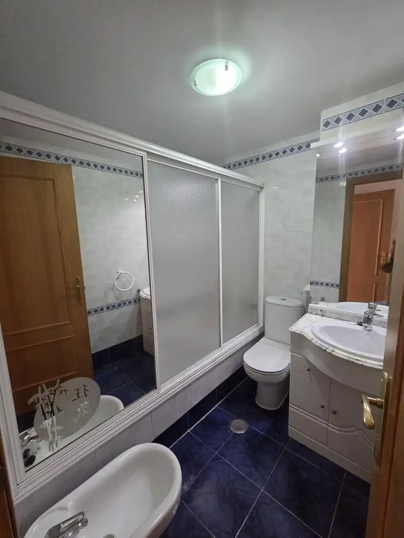 Flat to rent in Calle Canarias, imagen 8
