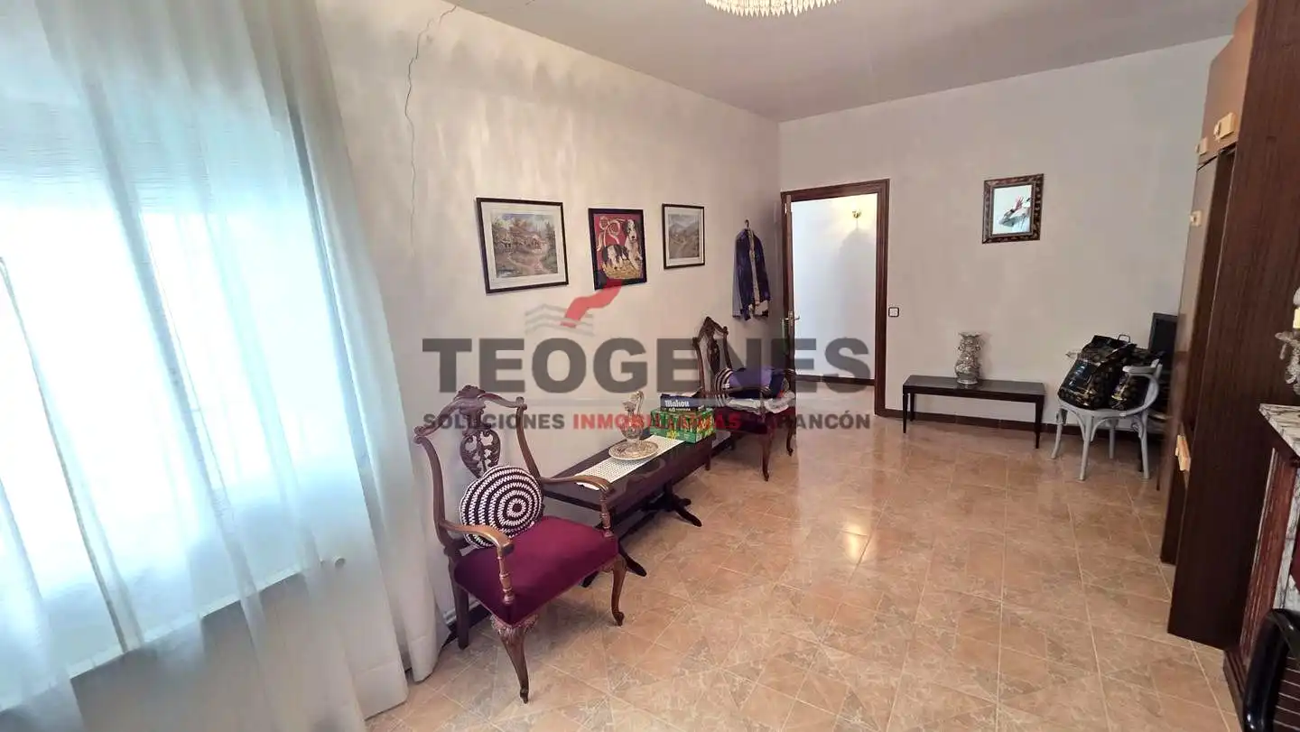 Casa o chalet en venta en Almendros con Calefacción y Trastero