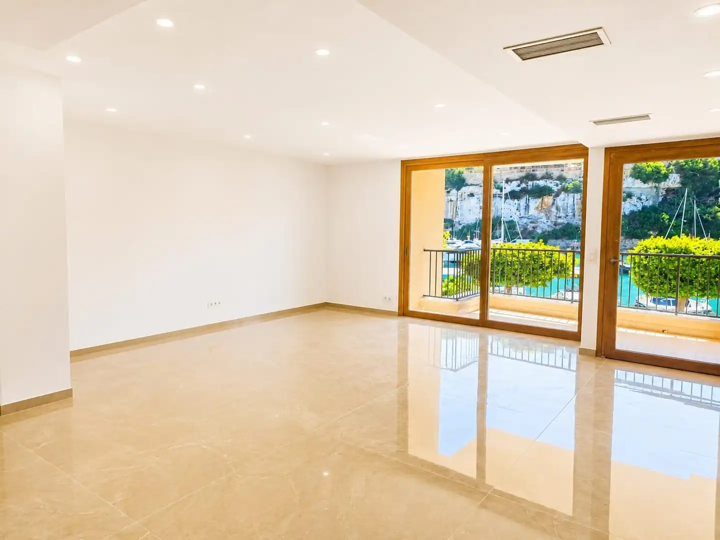 Living room of Apartments for sale in Manacor  with Air Conditioner, Storage room and Balcony