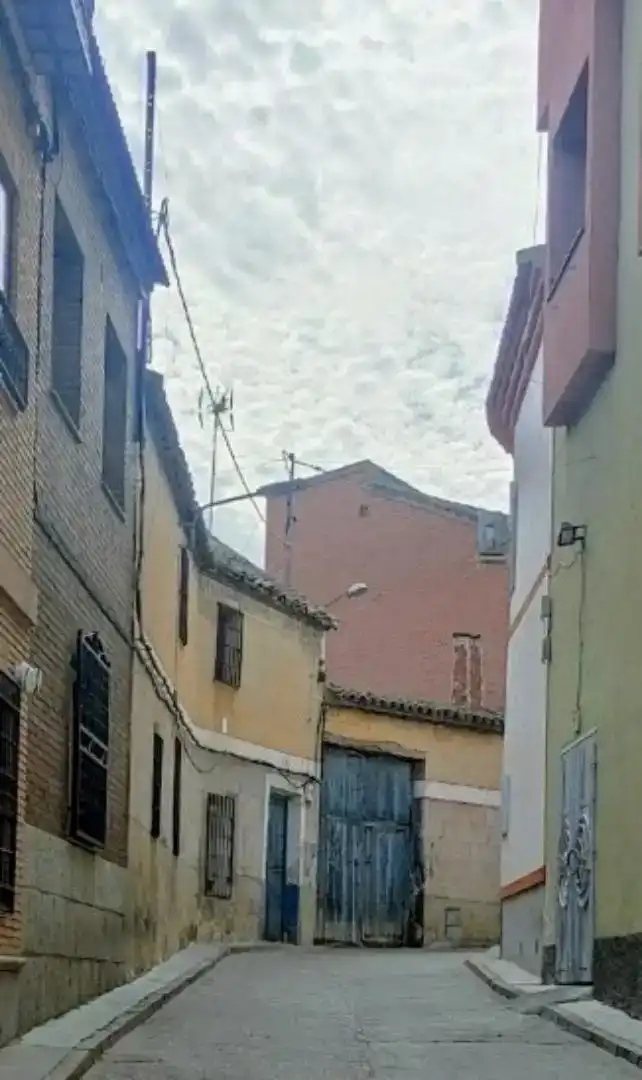 Vista exterior de Dúplex en venda en Menasalbas
