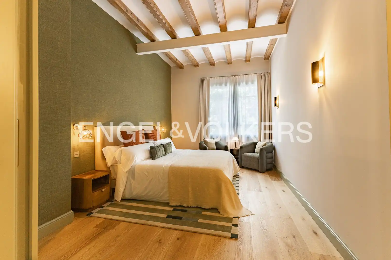 Schlafzimmer von Wohnung zum Verkauf in Barcelona mit Klimaanlage, Heizung und Parkett