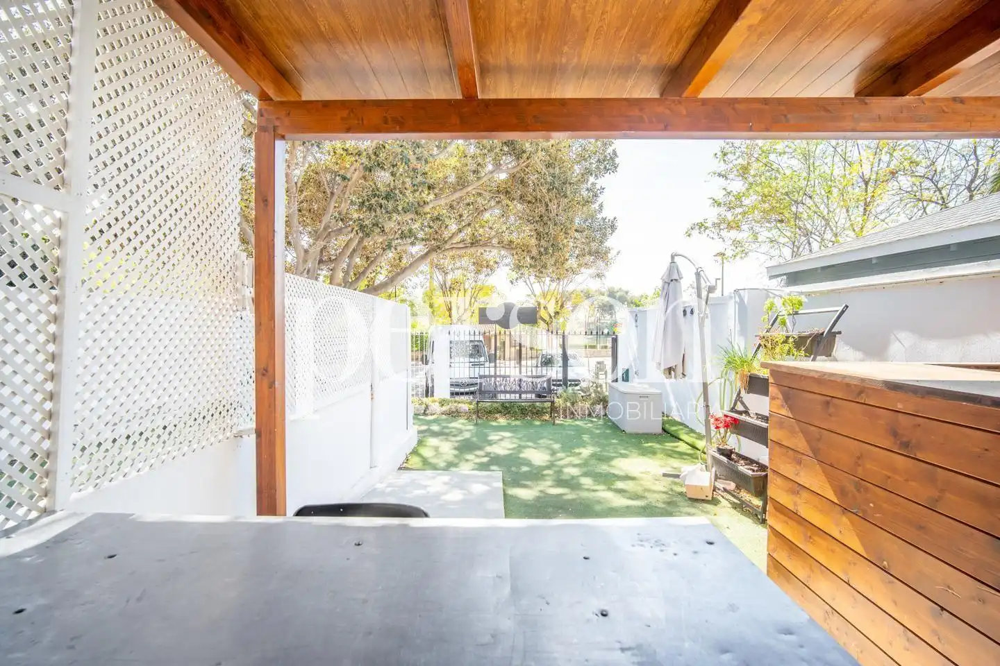 Local en venta en Rocafort
