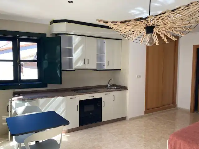 Kitchen of Study for rent in Ourense Capital   with Heating, Furnished and Oven