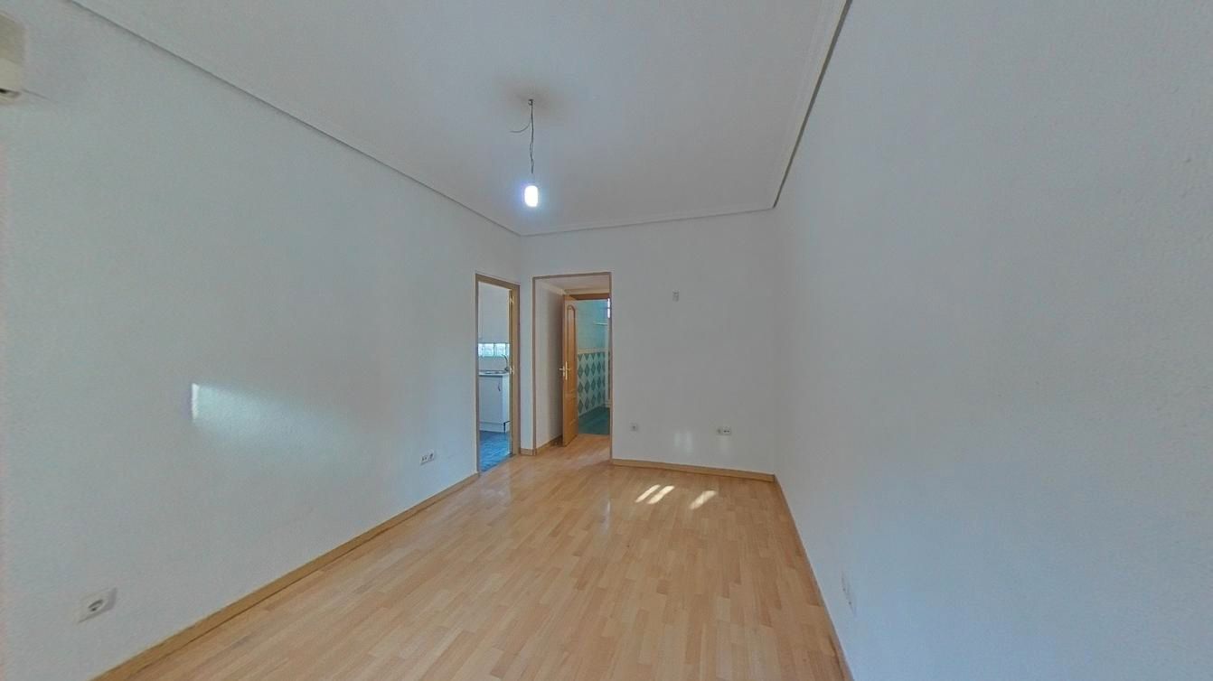 Living room of Flat for sale in  Madrid Capital  with Terrace