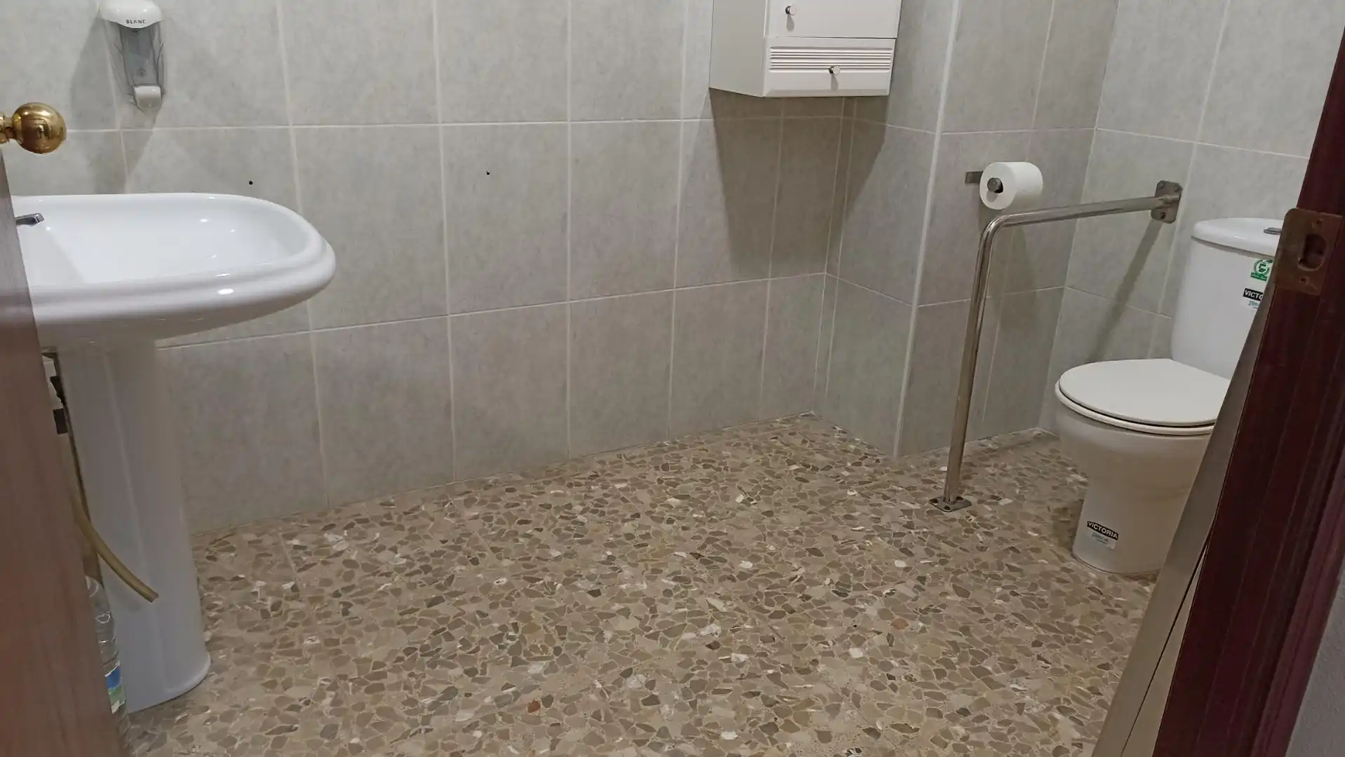 Bany de Local en venda en Córdoba
