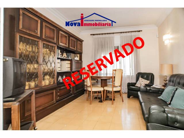 Piso en Venta en Calle MAS en Collblanc