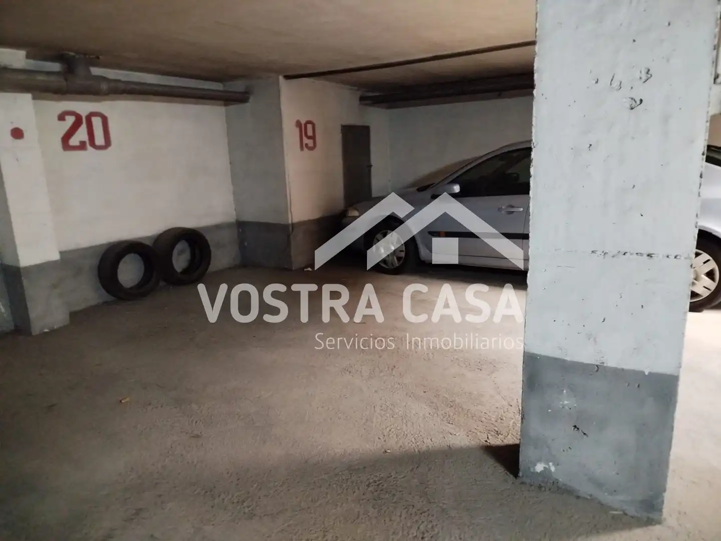Parkplatz zum Verkauf in AV GENERAL PEREYRA 15  46340 REQUENA (VALENCIA)