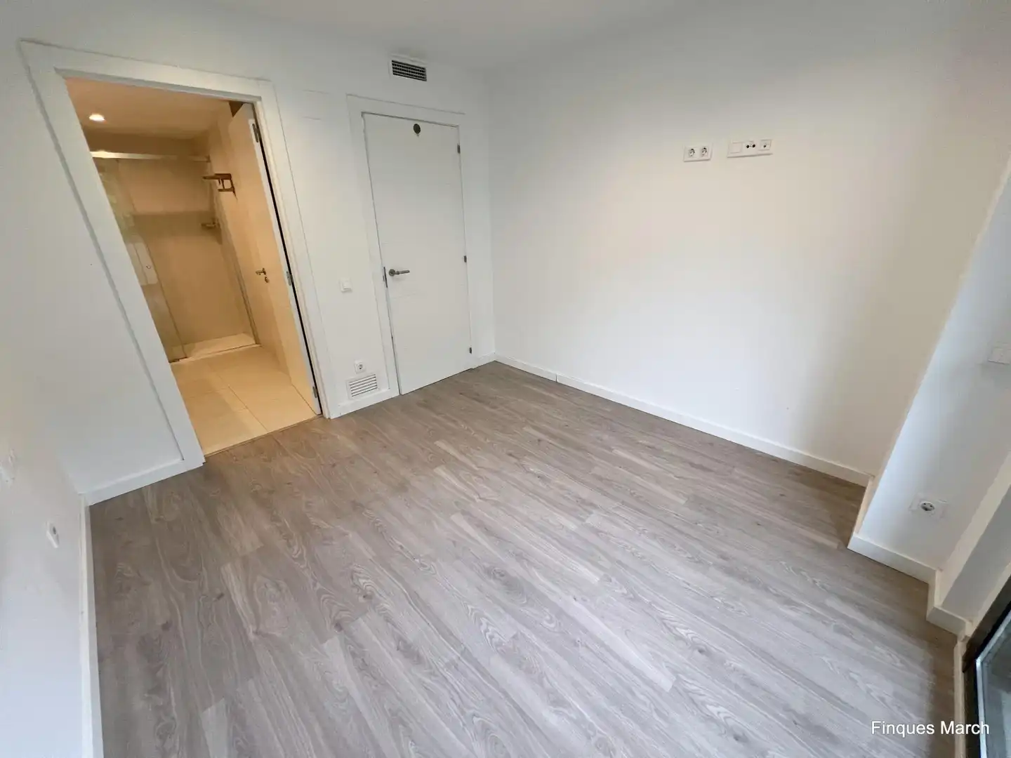 Piso de alquiler en Barcelona con Aire acondicionado, Calefacción y Parquet