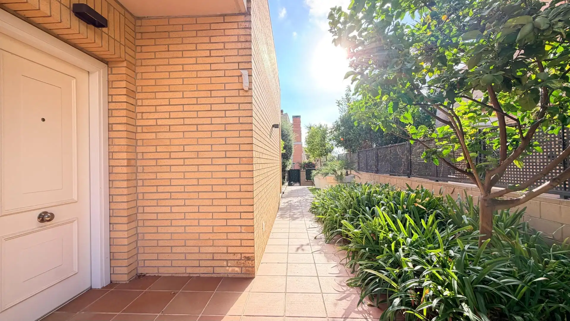Exterior view of Houses for sale in Vilafortuny - Cap de Sant Pere