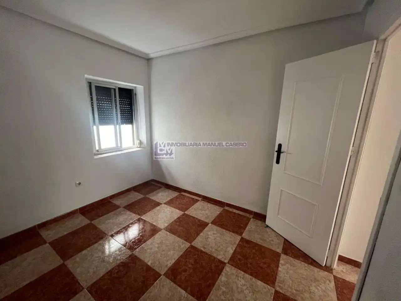 Bedroom of Flat for sale in Cáceres