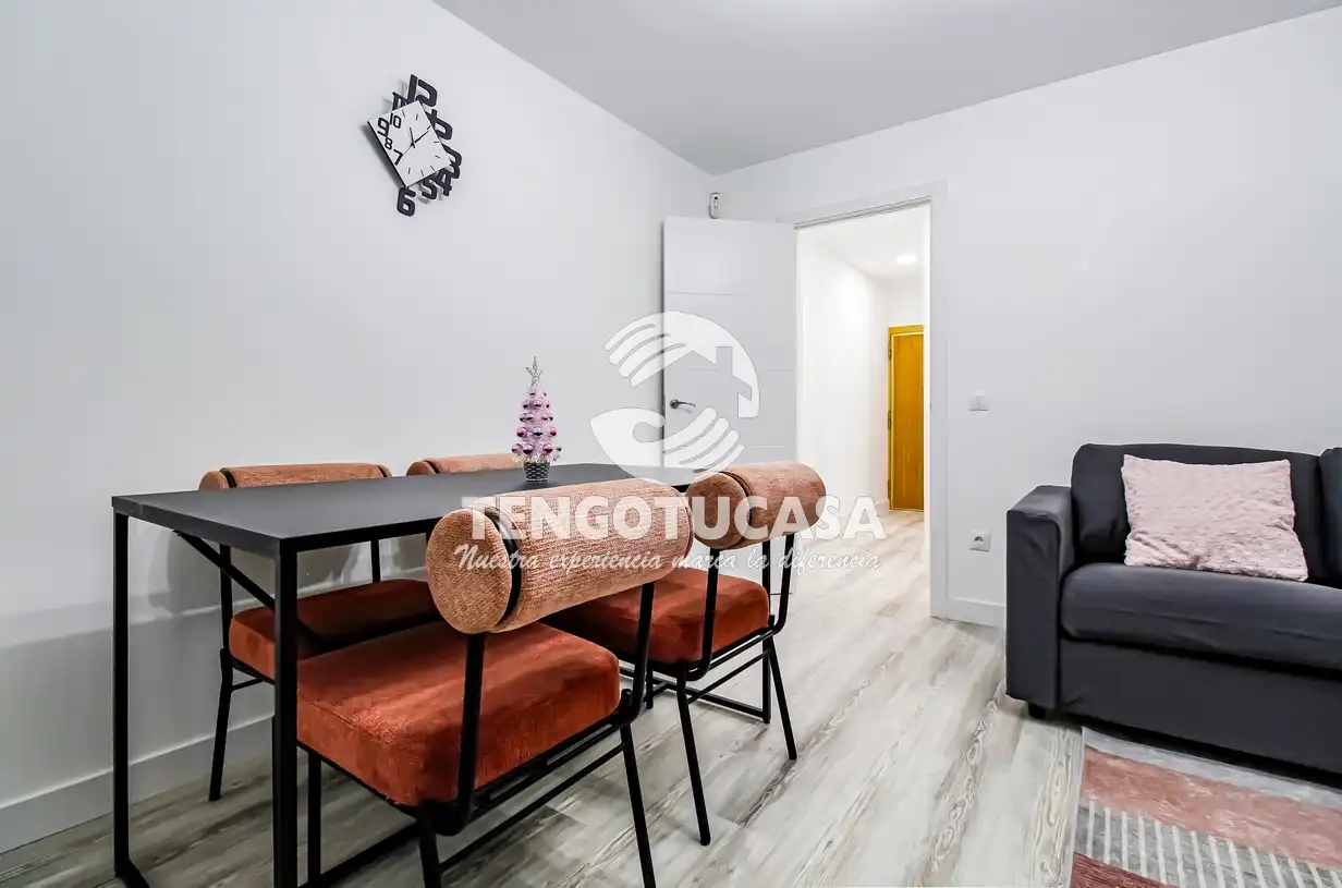 Bedroom of Flat for sale in  Madrid Capital  with Air Conditioner, Heating and Terrace
