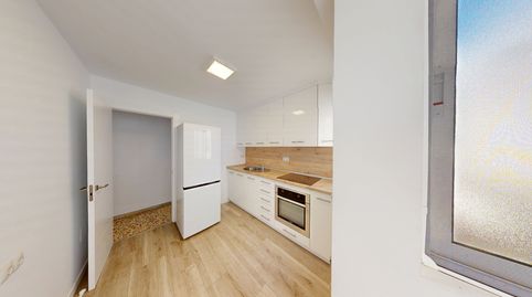 Foto 3 de Piso en venta en Calle Maestría, Los Ángeles - Cruz de Caravaca, Almería Capital