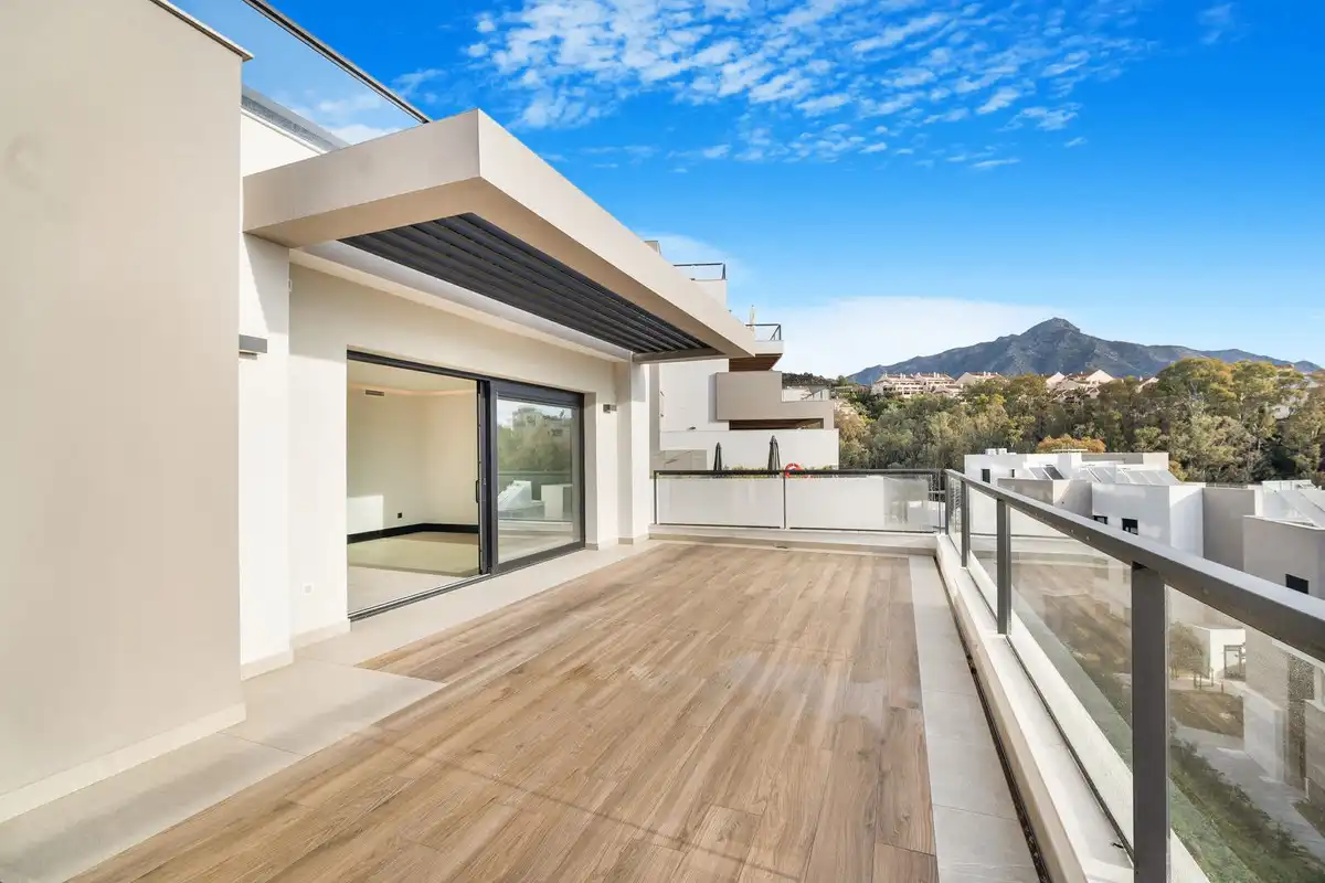 Terraza de Dúplex de alquiler en Marbella con Aire acondicionado, Terraza y Se aceptan mascotas