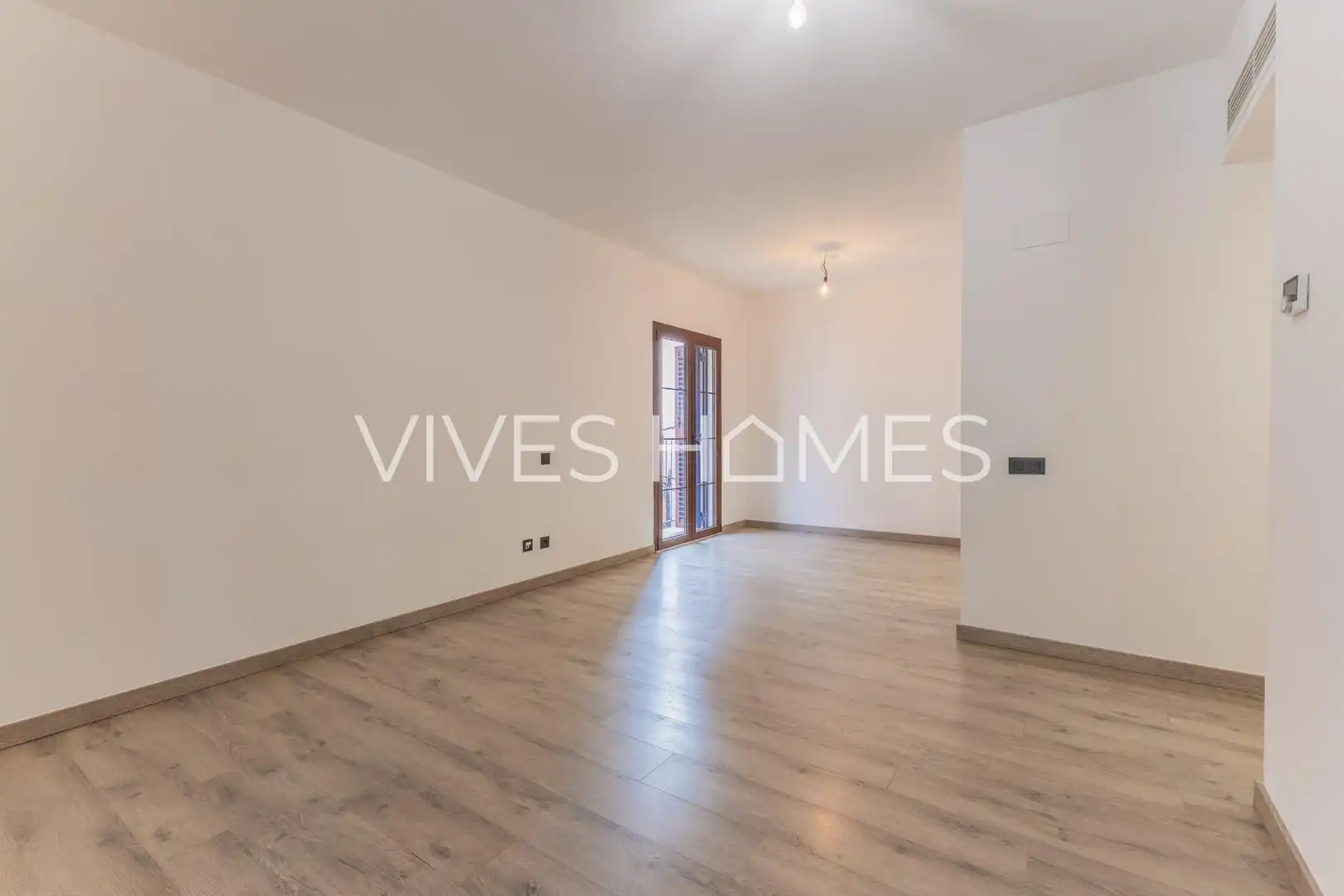 Piso con terraza en venta en BISBE CATALA, imagen 2