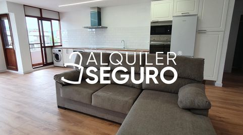 Foto 2 de Piso de alquiler en Ollarretxe, Sarrikobaso, Getxo