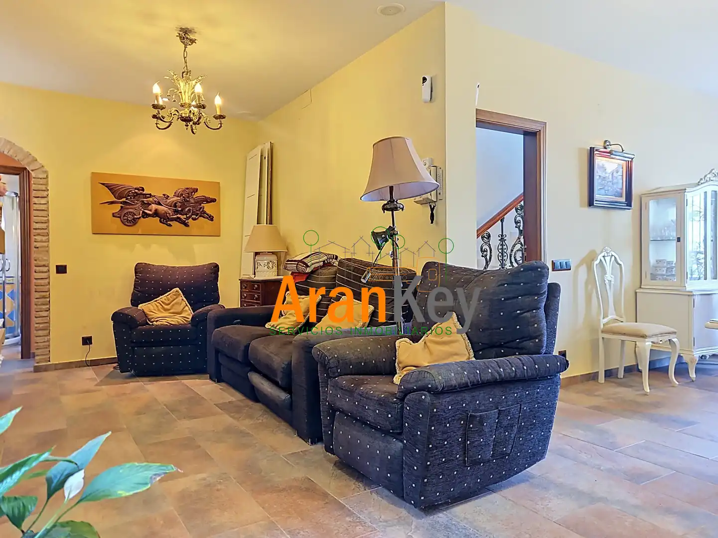 Living room of Houses for sale in Aranjuez  with Air Conditioner, Private garden and Terrace