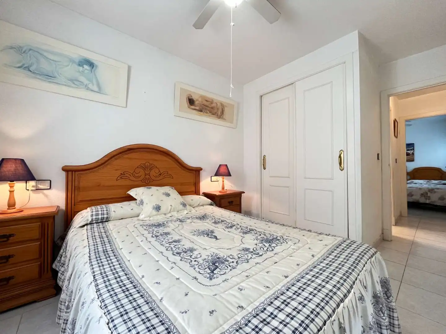 Dormitori de Apartament en venda en Orihuela amb Piscina i Moblat