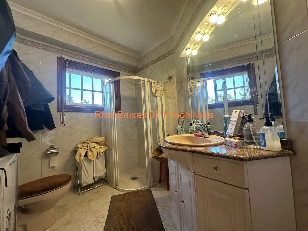 House with garden for sale in Mos, imagen 28