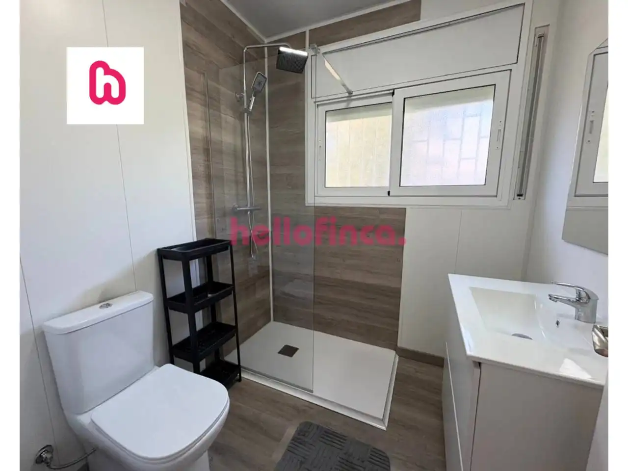 Bathroom of Houses for sale in La Torre de Claramunt  with Air Conditioner, Heating and Private garden