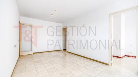 Photo 3 of Flat for sale in Carrer de la Comtessa Ermessenda, 4, Plaça Catalunya, Barcelona