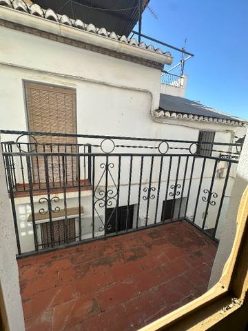 Casa adosada en Venta en Calle Arroyo Limon en Benamargosa