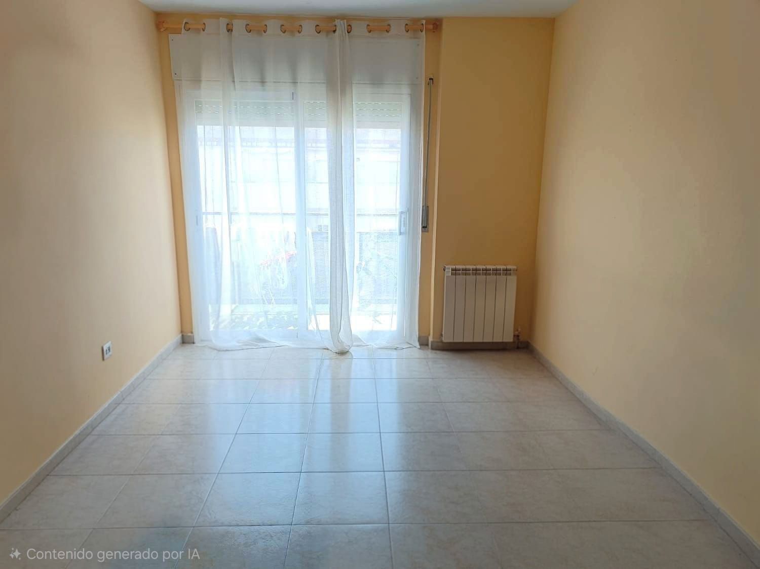 Habitación de Piso en venta en Mataró con Calefacción, Trastero y Balcón