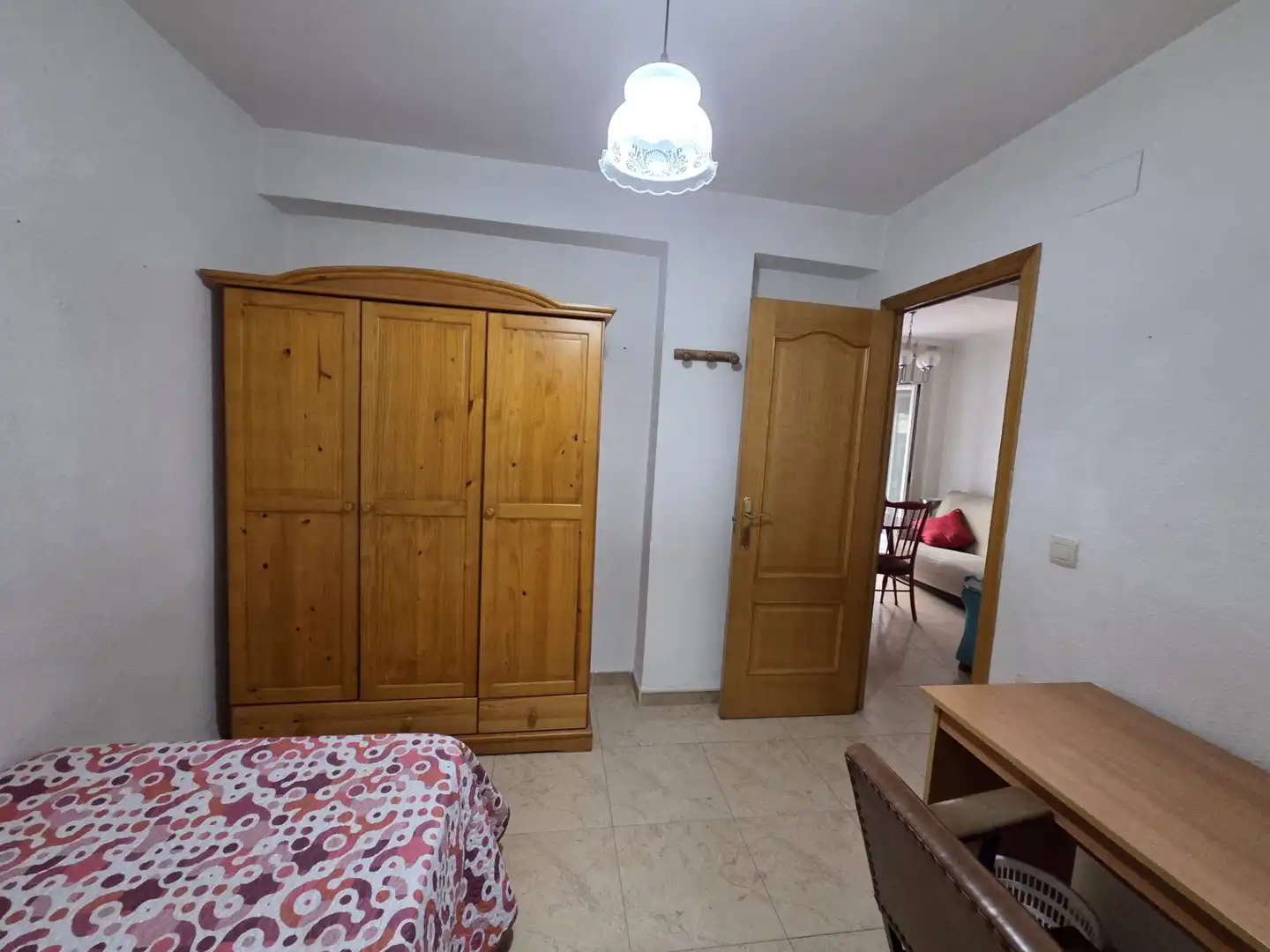 Bedroom of Flat for rent in Granada  with Furnished, Oven and Washing machine