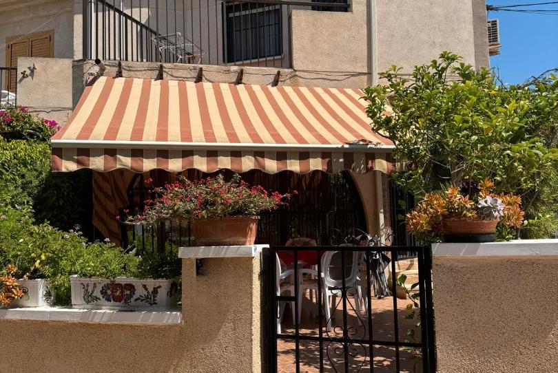 Photo 1 of Single-family semi-detached for sale in Urbanización Buenavista, Buenavista, Alicante