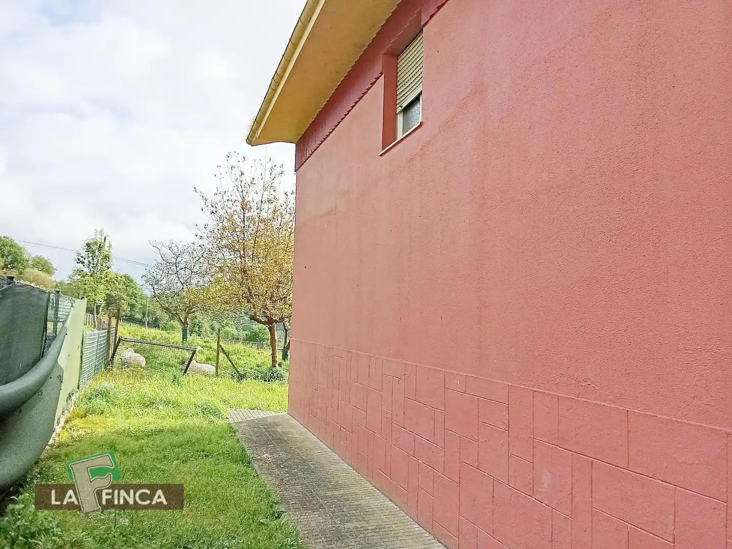 Vista exterior de Casa o chalet en venta en Siero con Calefacción, Parquet y Terraza