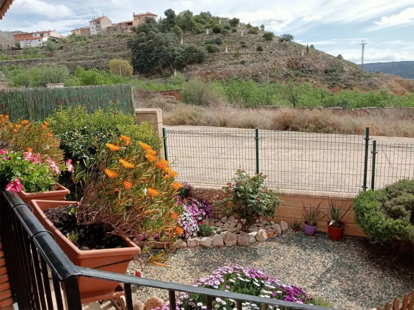 Jardín de Piso en venta en Castellote con Aire acondicionado, Jardín privado y Amueblado