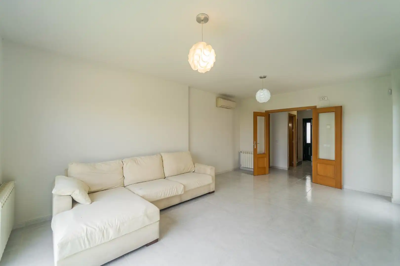 Sala de estar de Casa adosada en venta en Magán con Aire acondicionado, Calefacción y Jardín privado