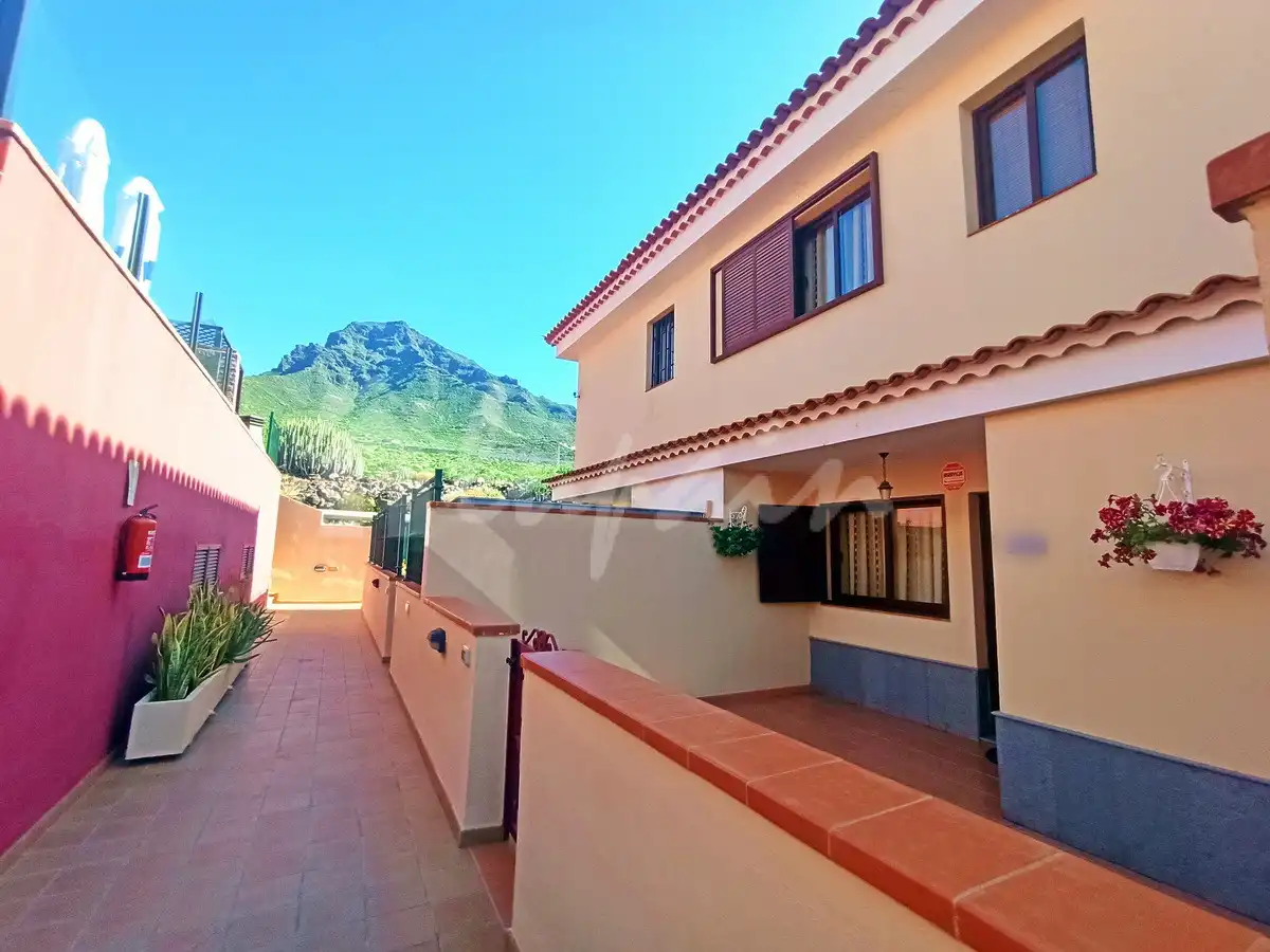 Casa a schiera in vendita a Costa Adeje, imagen 2