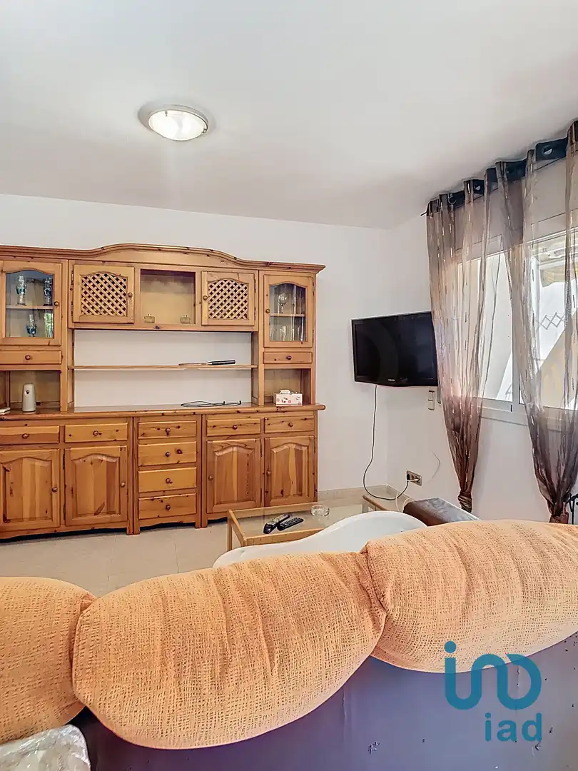 Casa aparellada en venda a Roda de Barà, imagen 6
