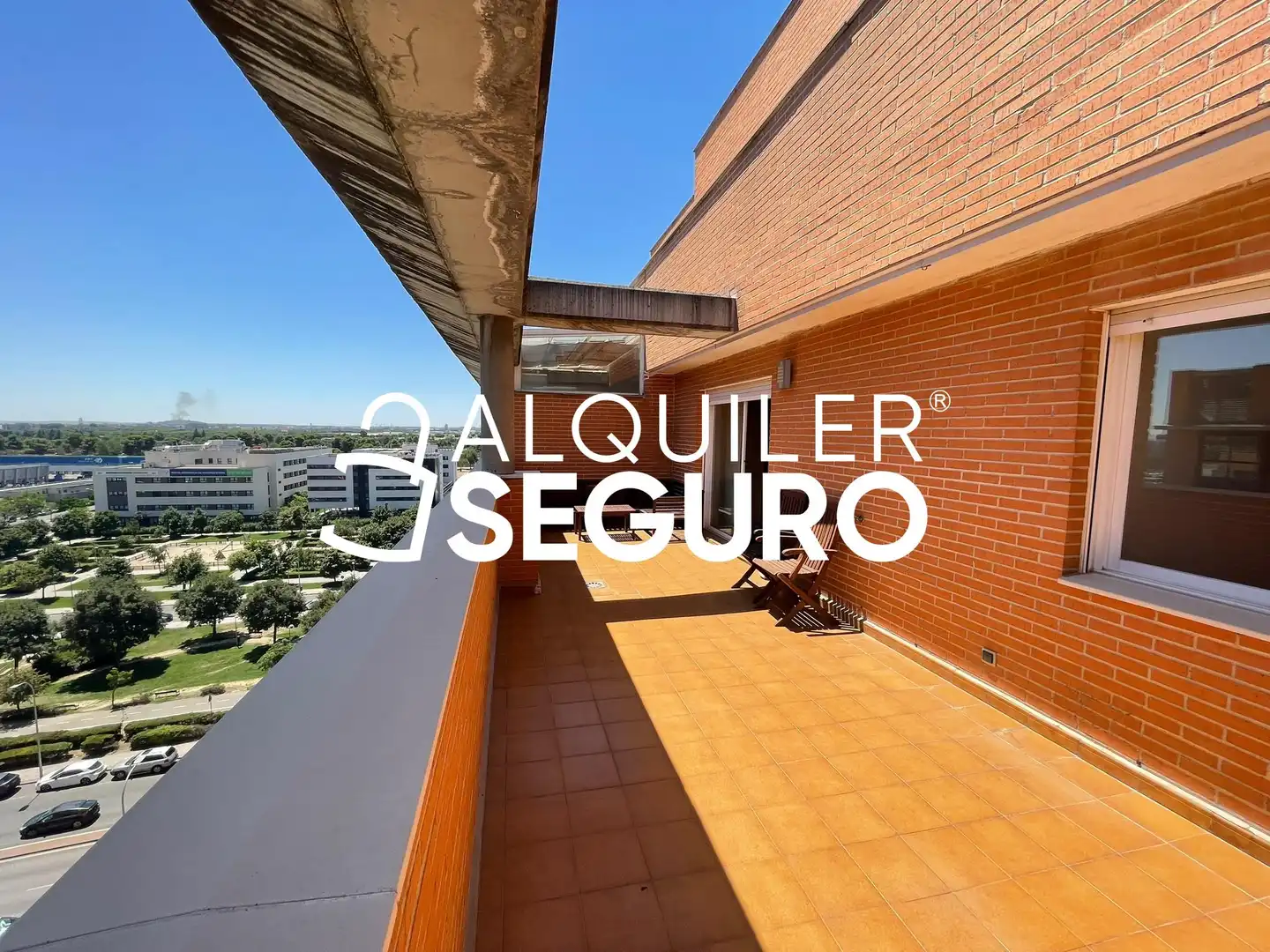Terrassa de Àtic de lloguer en Madrid amb Calefacció, Terrassa i Piscina
