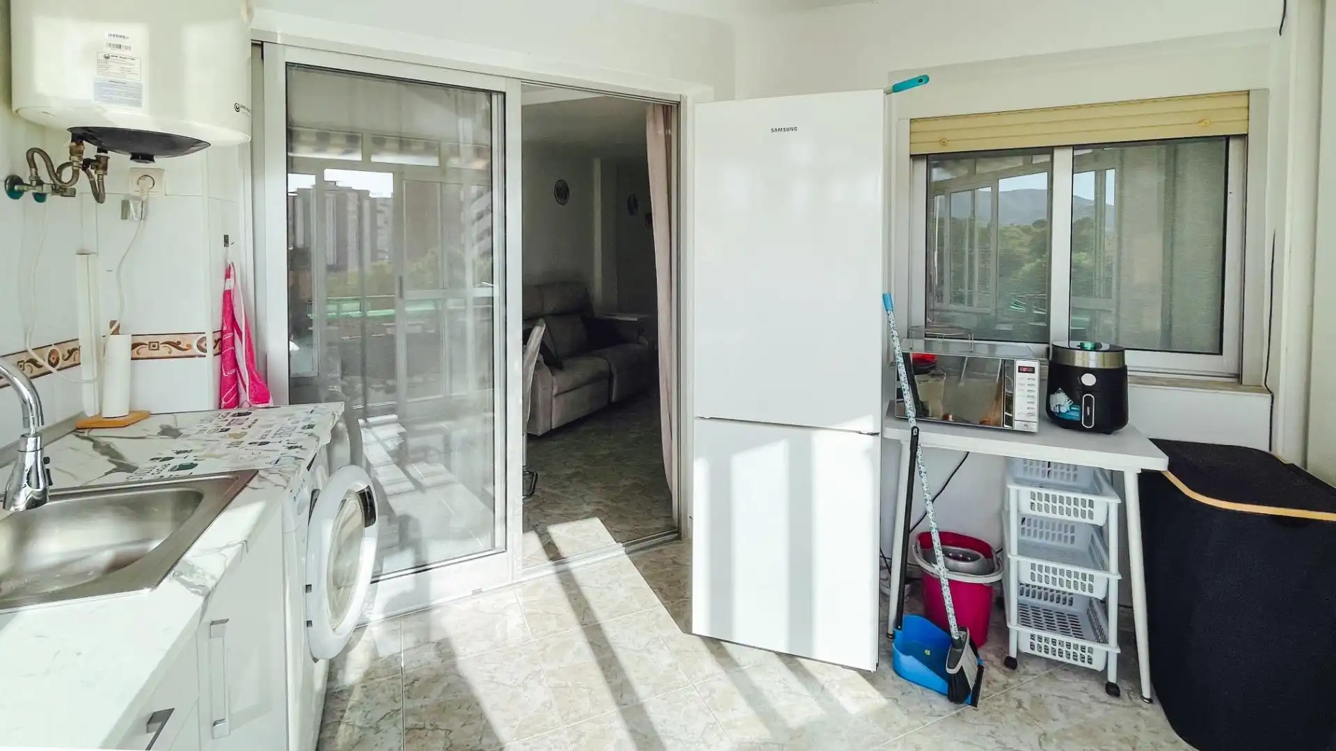 Kitchen of Apartments for sale in Benidorm  with Air Conditioner and Community pool