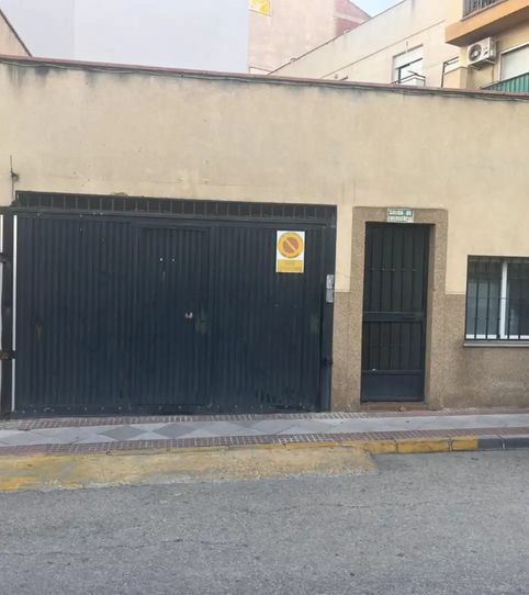Foto 2 de Garatge en venda a Calle el Doncel de Sigüenza, 2, Mediterráneo - Ronda Lindaraja, Atarfe