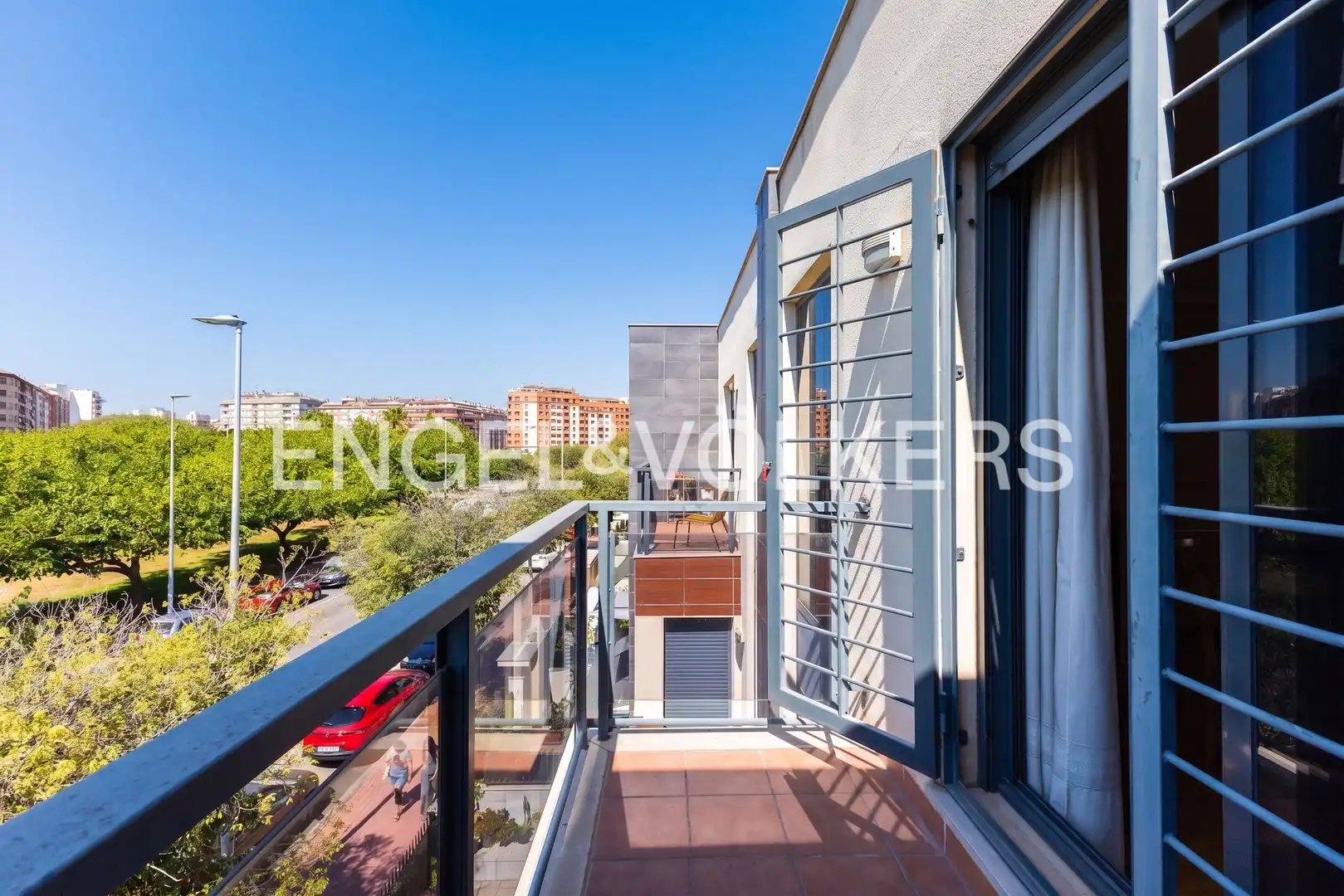 Terrassa de Casa o xalet en venda en Castellón de la Plana / Castelló de la Plana amb Aire condicionat, Calefacció i Jardí privat